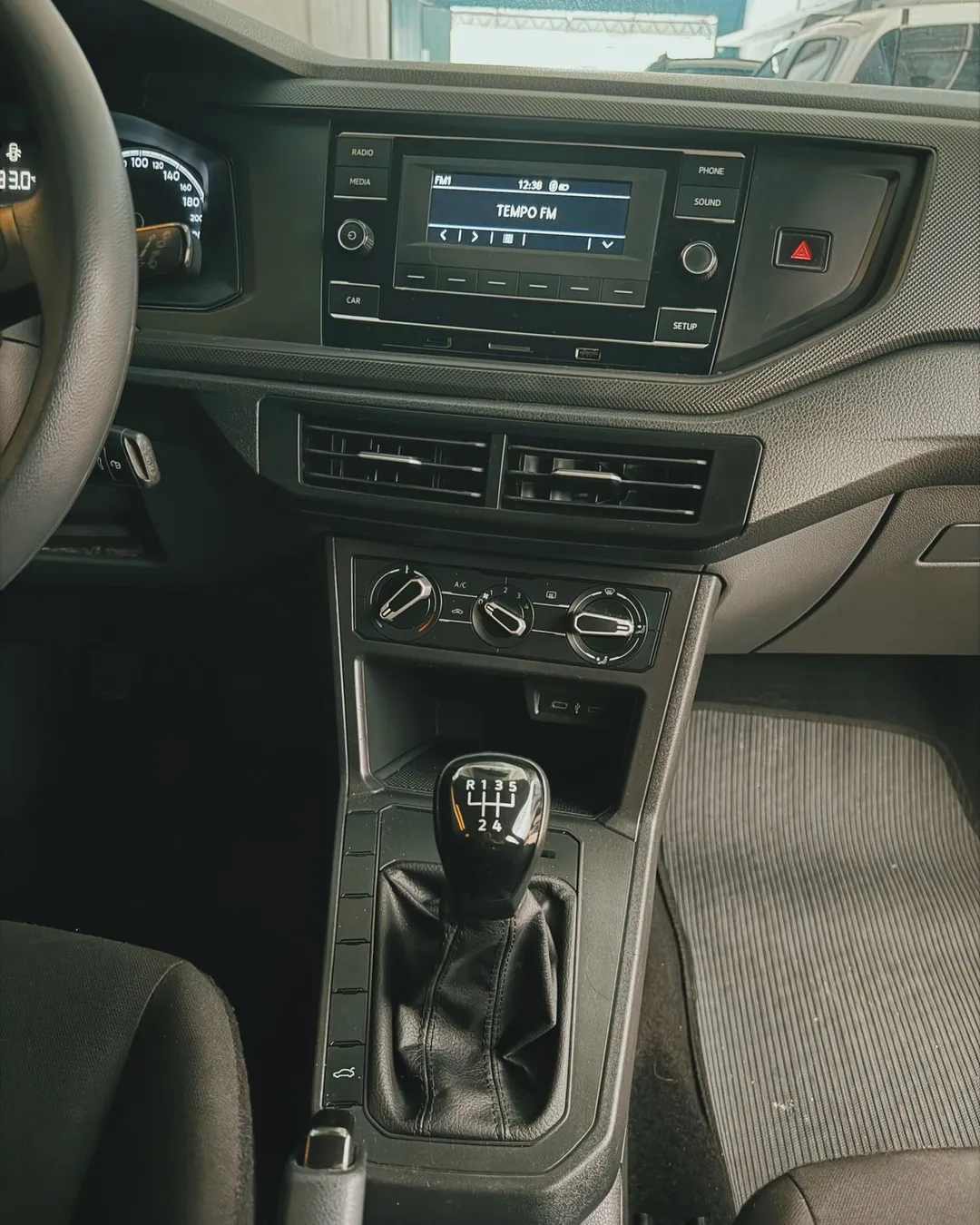 Volkswagen Polo 2025, foto 8 de 9